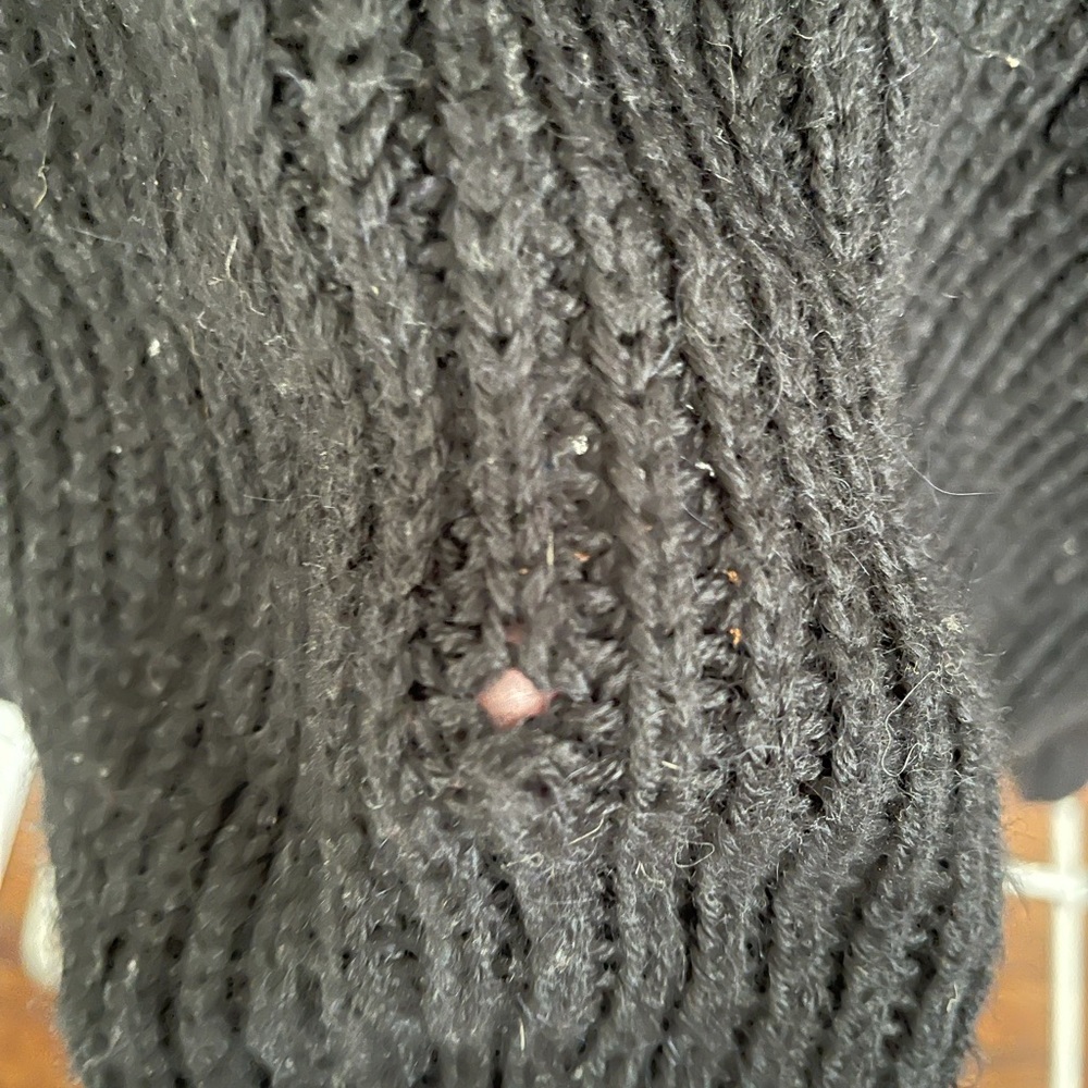 First Rite Cropped Sweater - Picture 5 of 5